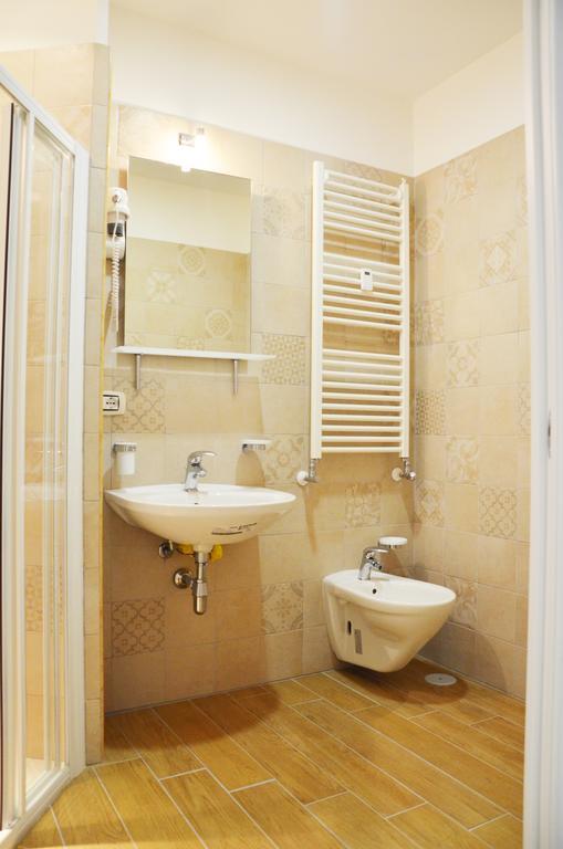 The Wesley Rome Hotel Kamer foto