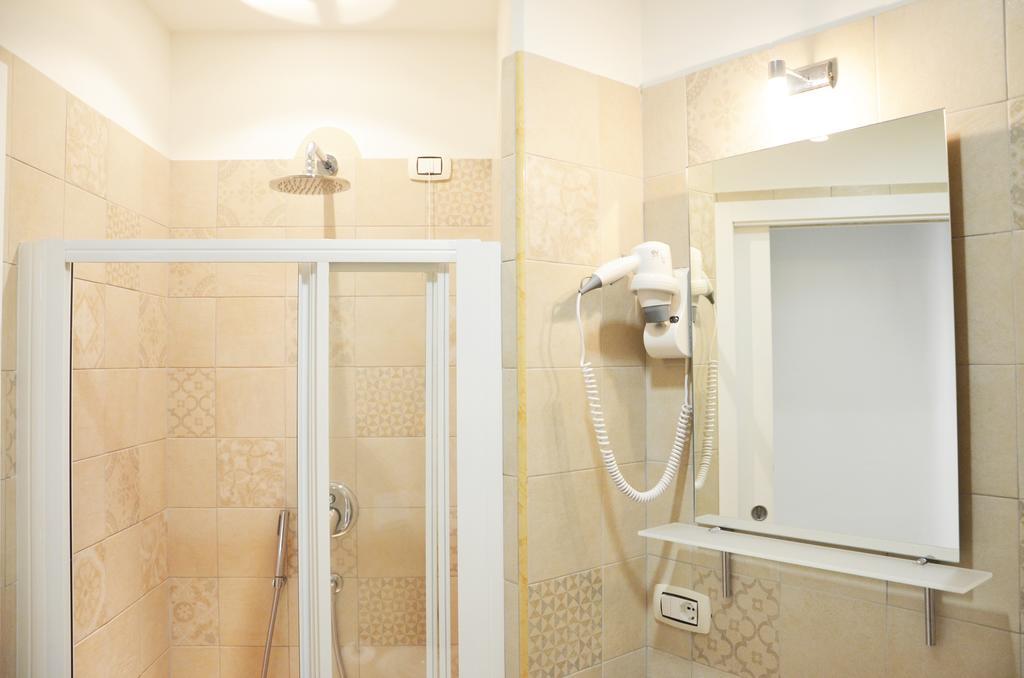 The Wesley Rome Hotel Kamer foto